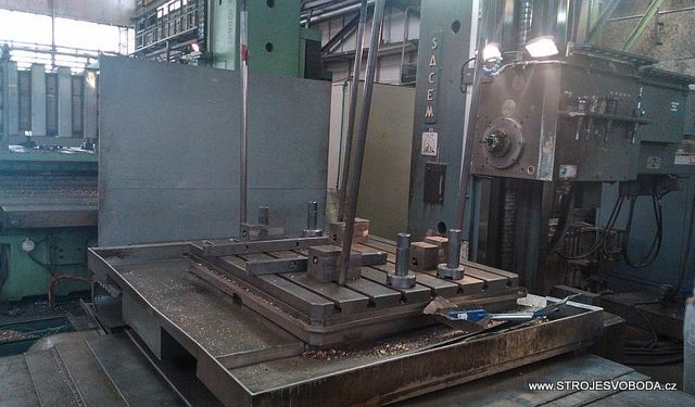 Vyvrtávačka vodorovná MSXC 110 CNC (vyvrtavacka vodorovna SACEM typ MSXC110CNC (20).jpg)